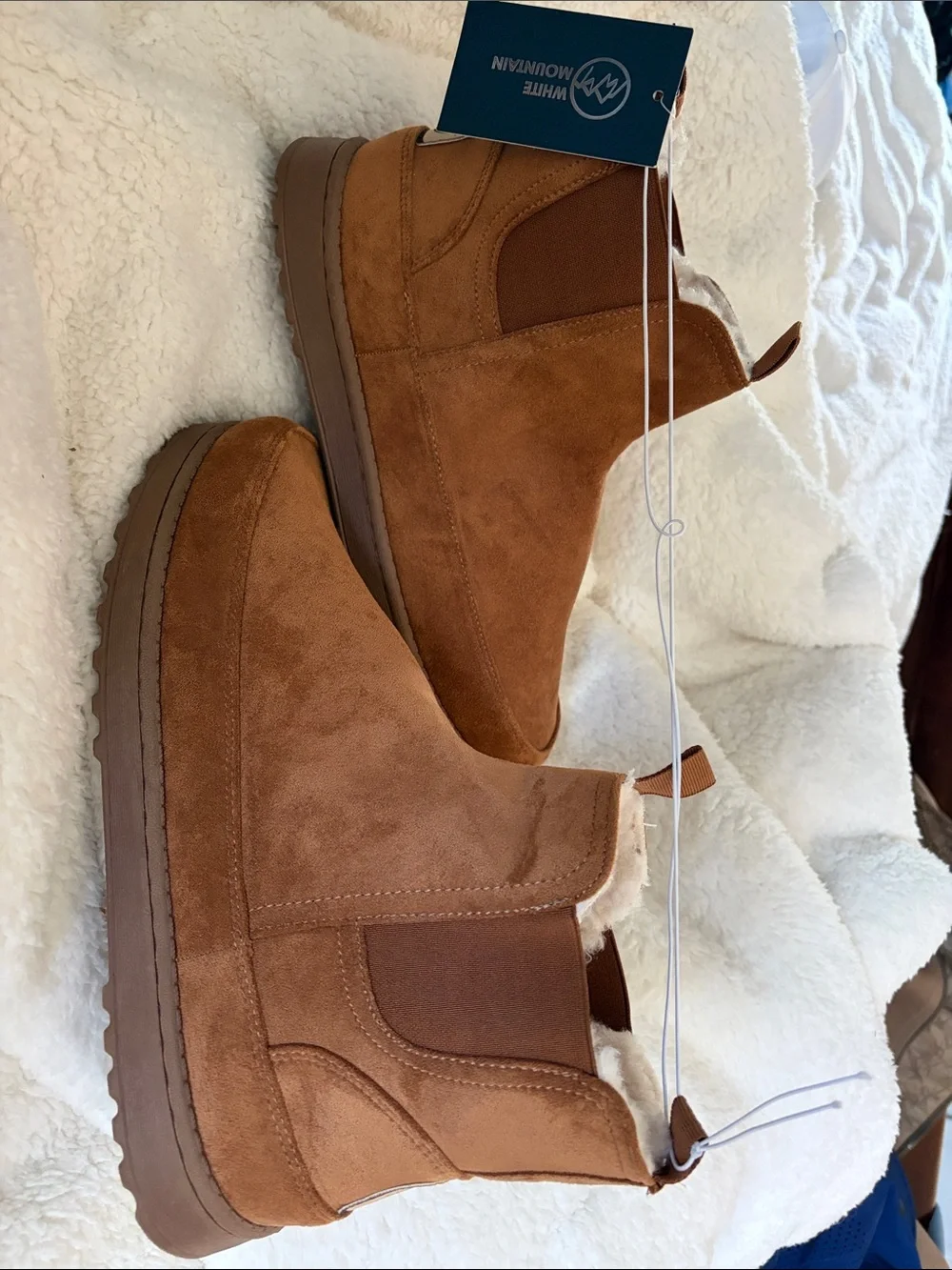 White Mountain Men's Tan Suede Chukka Boots